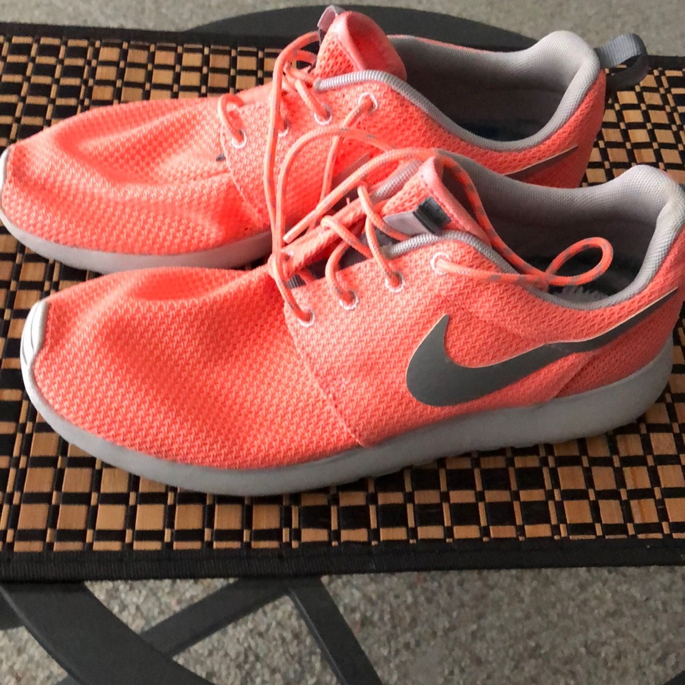 Women’s athletic sneakers